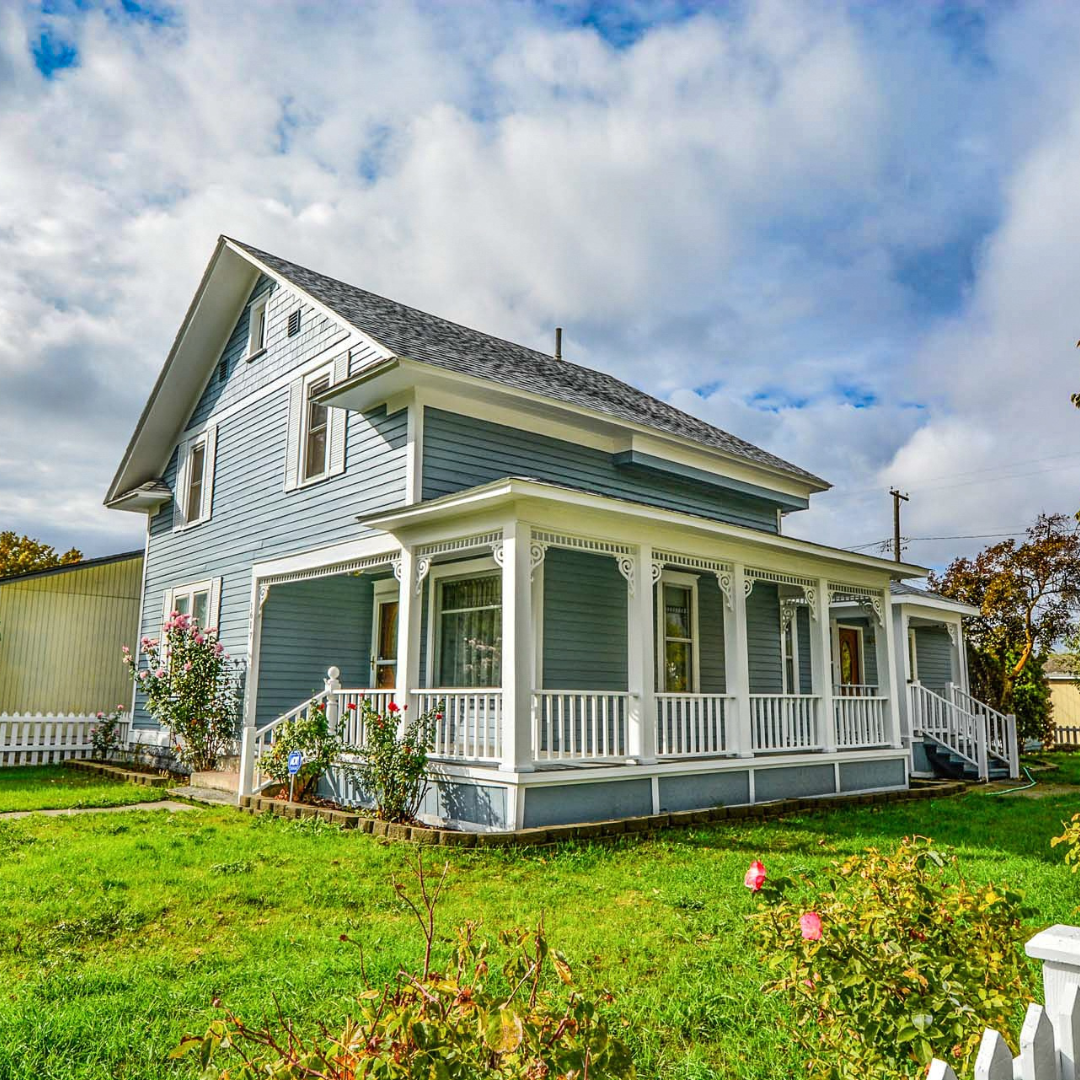 3 House